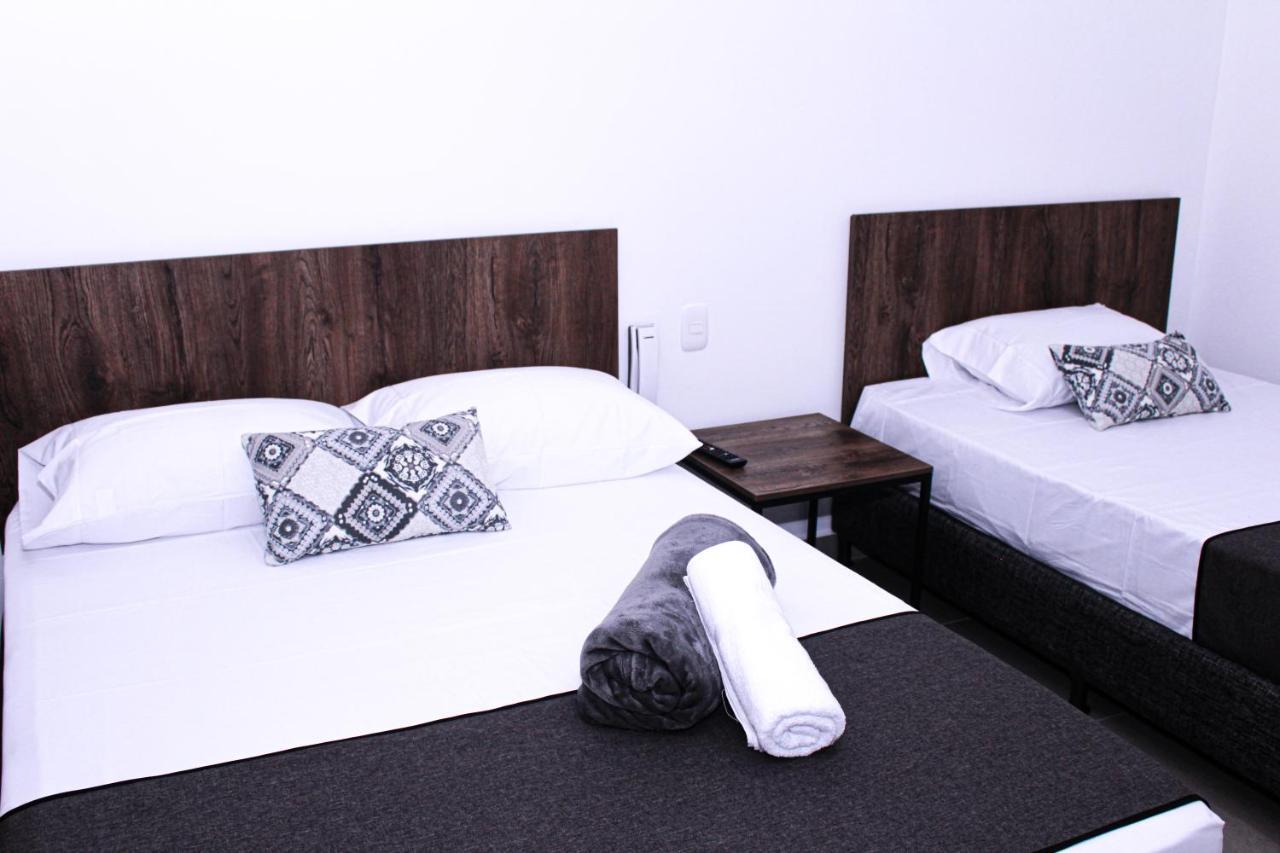 Ayenda Hotel Mm Pereira Extérieur photo