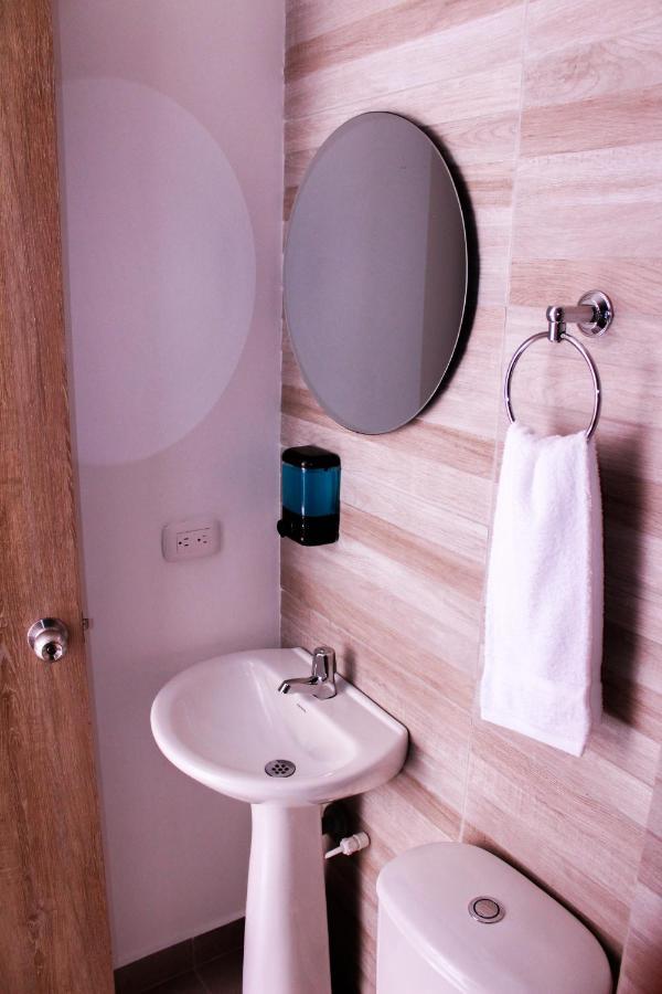 Ayenda Hotel Mm Pereira Extérieur photo