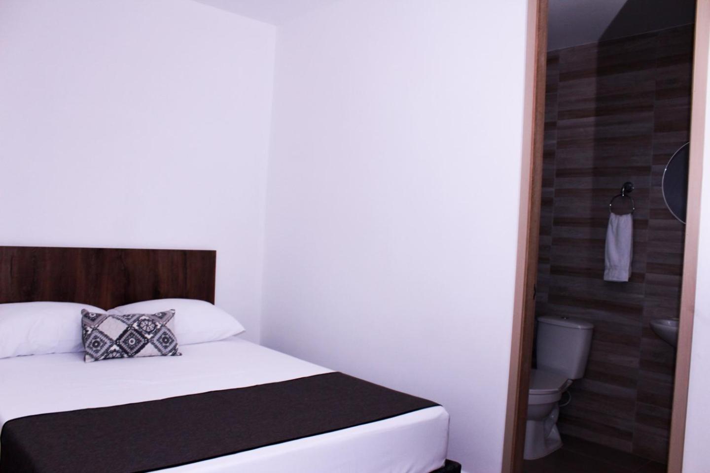 Ayenda Hotel Mm Pereira Extérieur photo